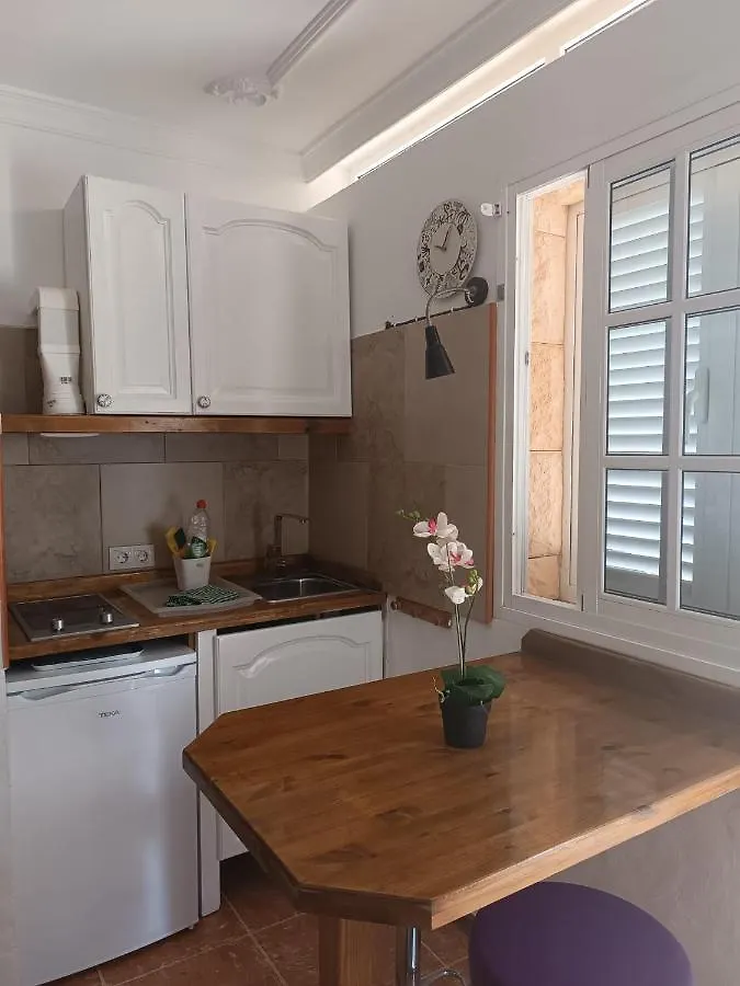 Solo Adultos, Las Tuneras Rooms La Oliva